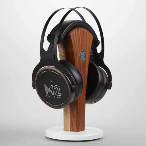 M12 Studio MK2 (Тёмный, Акация)